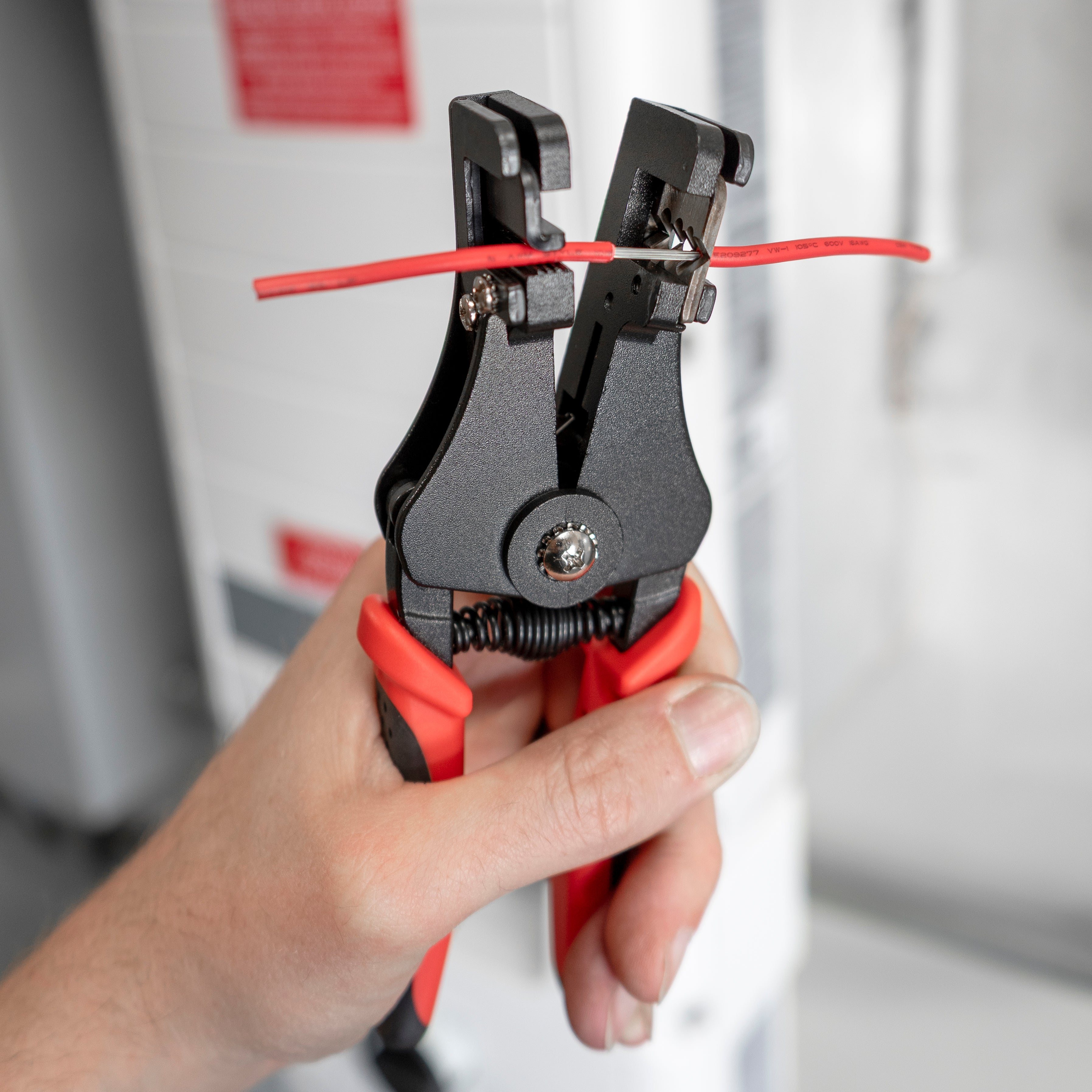 Automatic Self-Adjusting Solar Cable Wire Stripper for AWG: 14/12/10